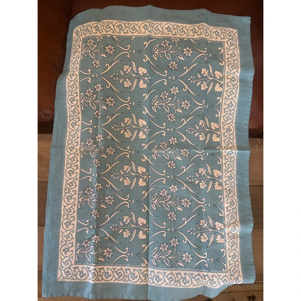 The Painted Cottage Blue White Floral Cotton Tea Towels Set of 2 India 27x19